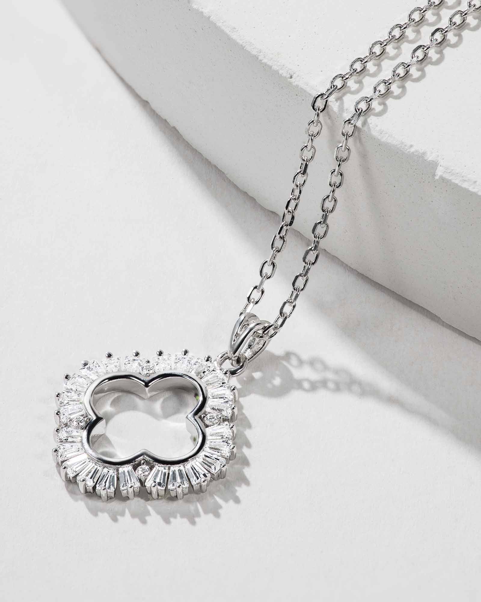 Quatrilobe Halskette - 8132000