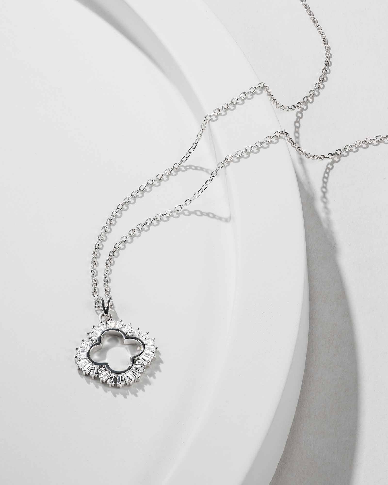 Quatrilobe Halskette - 8132000