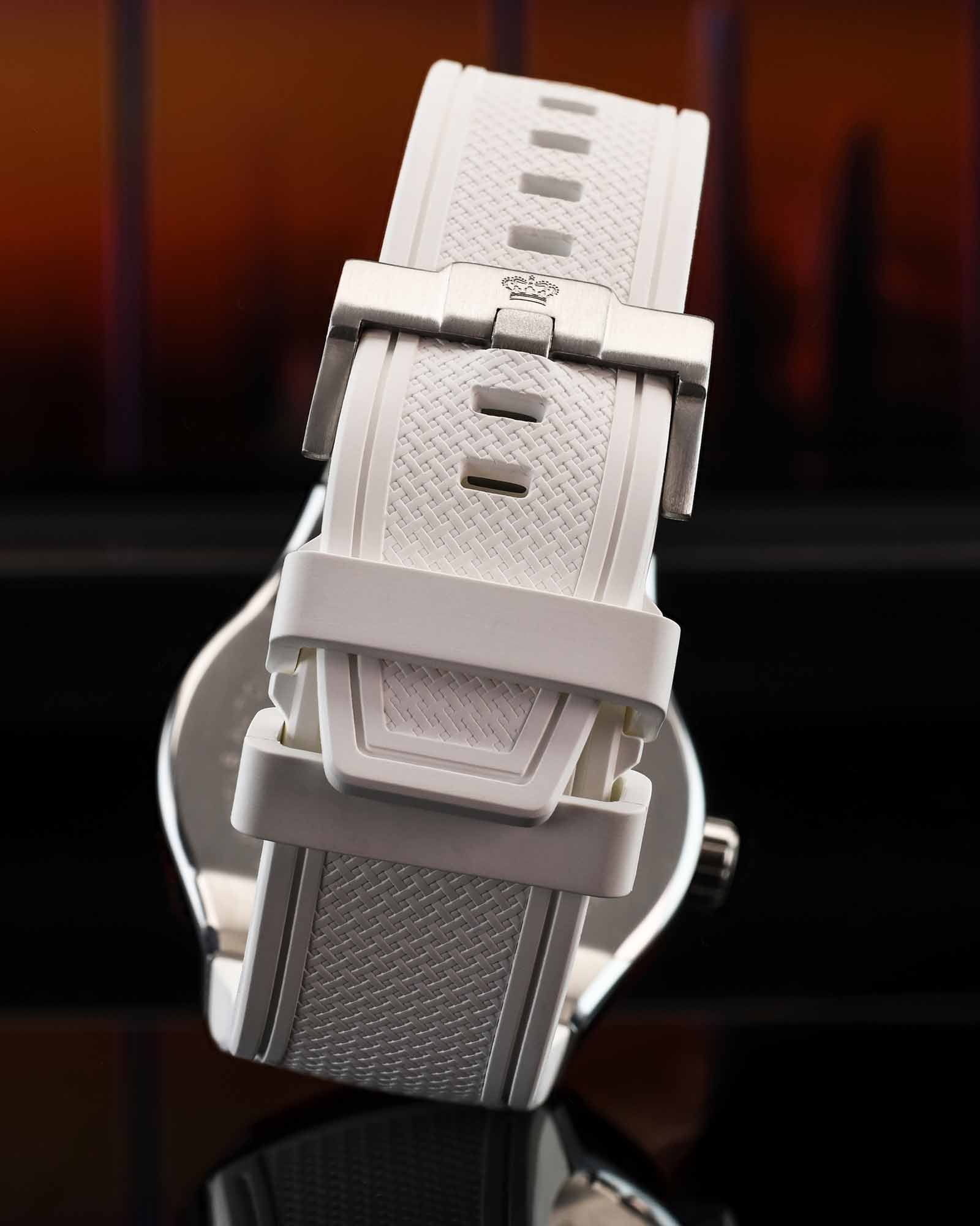 La Lumière Verre Automatique Réf. 3890 – Rouge Rubis