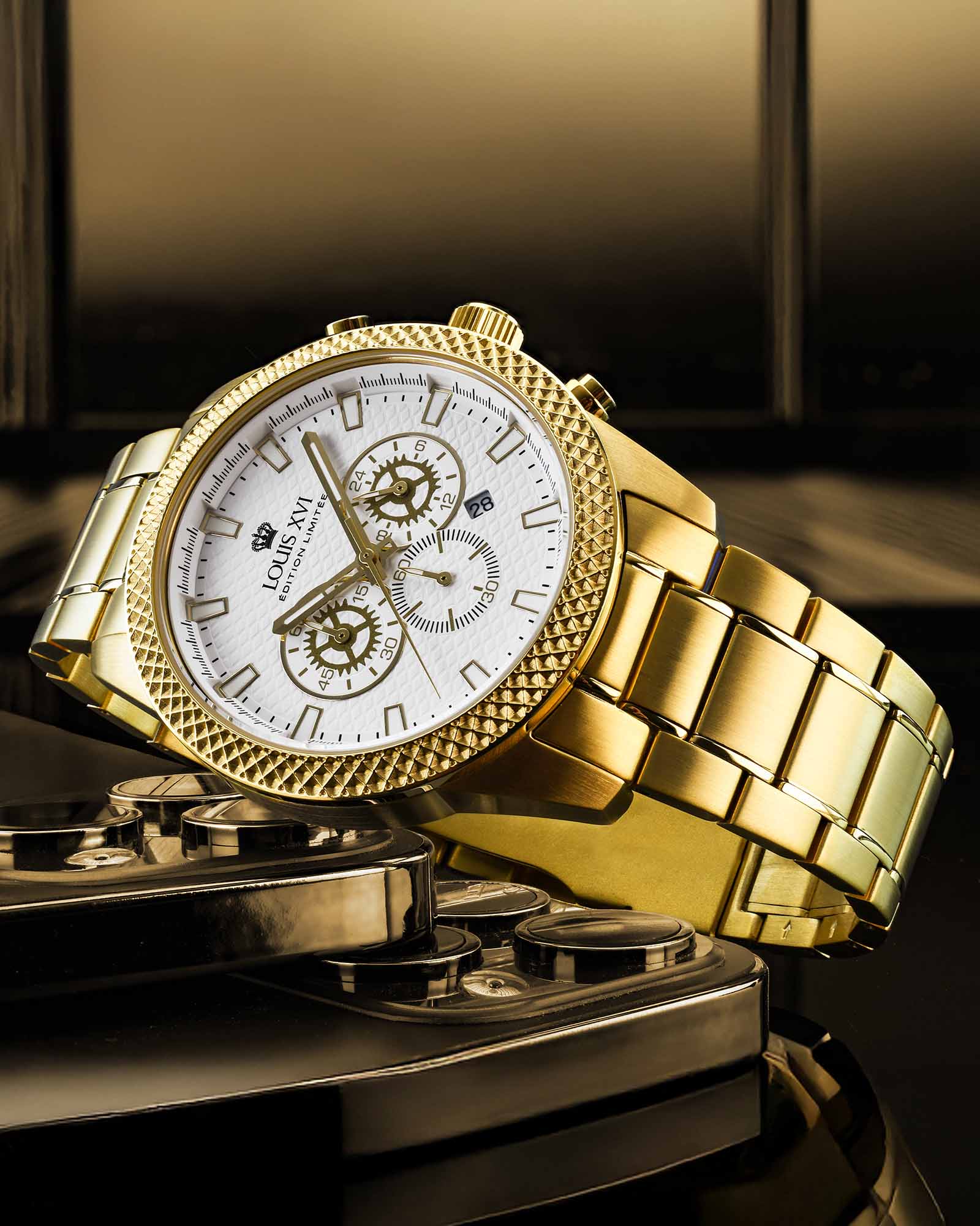 Mirage 3301 Chronograph Gold White