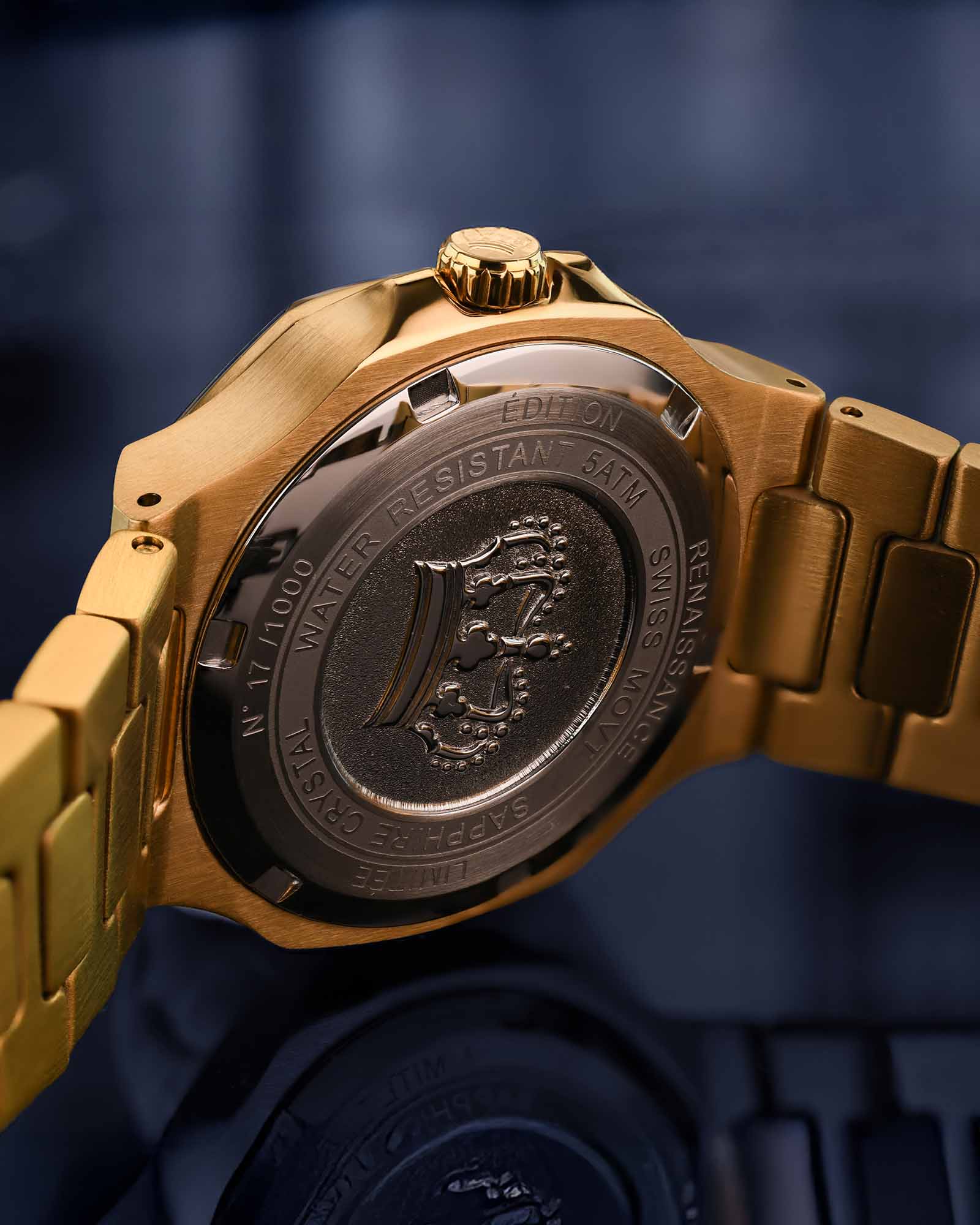 Renaissance Femme 6103 - 35mm