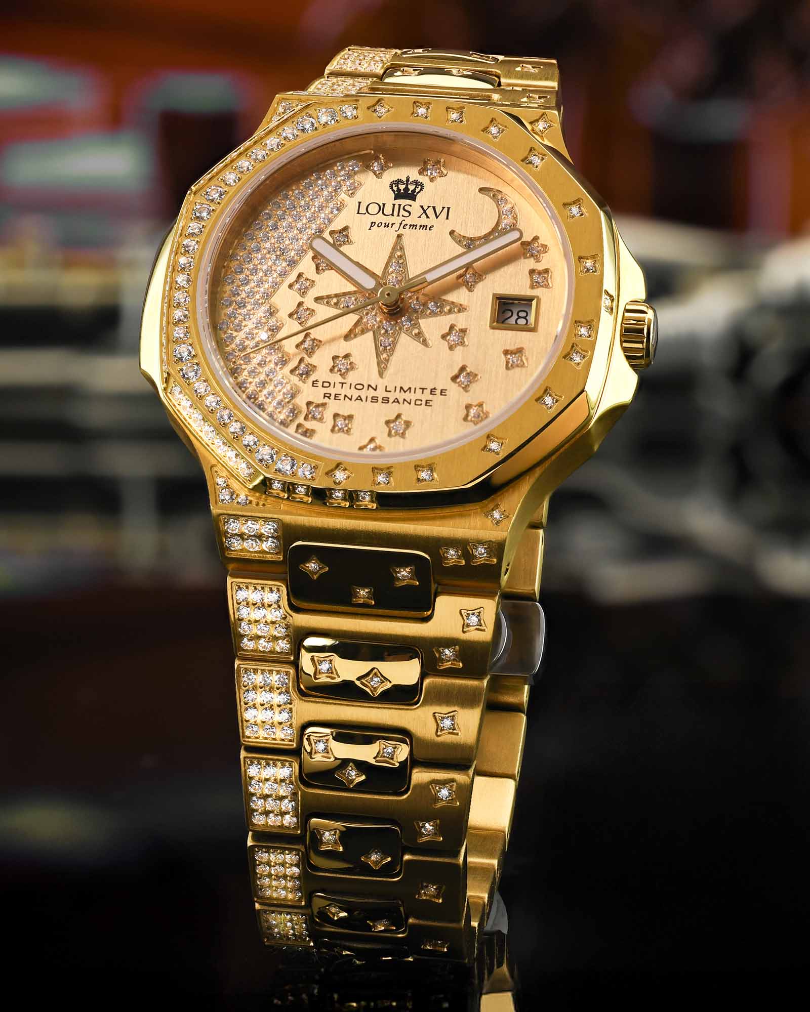 Renaissance Femme 6100 - 35mm