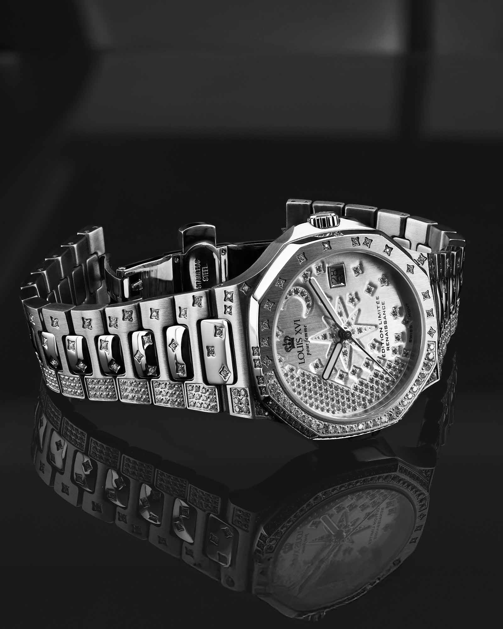 Renaissance Woman 6120 - 35mm