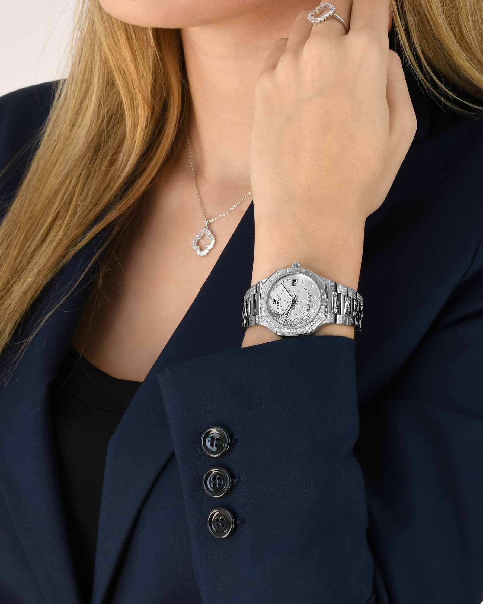 Renaissance Woman 6120 - 35mm