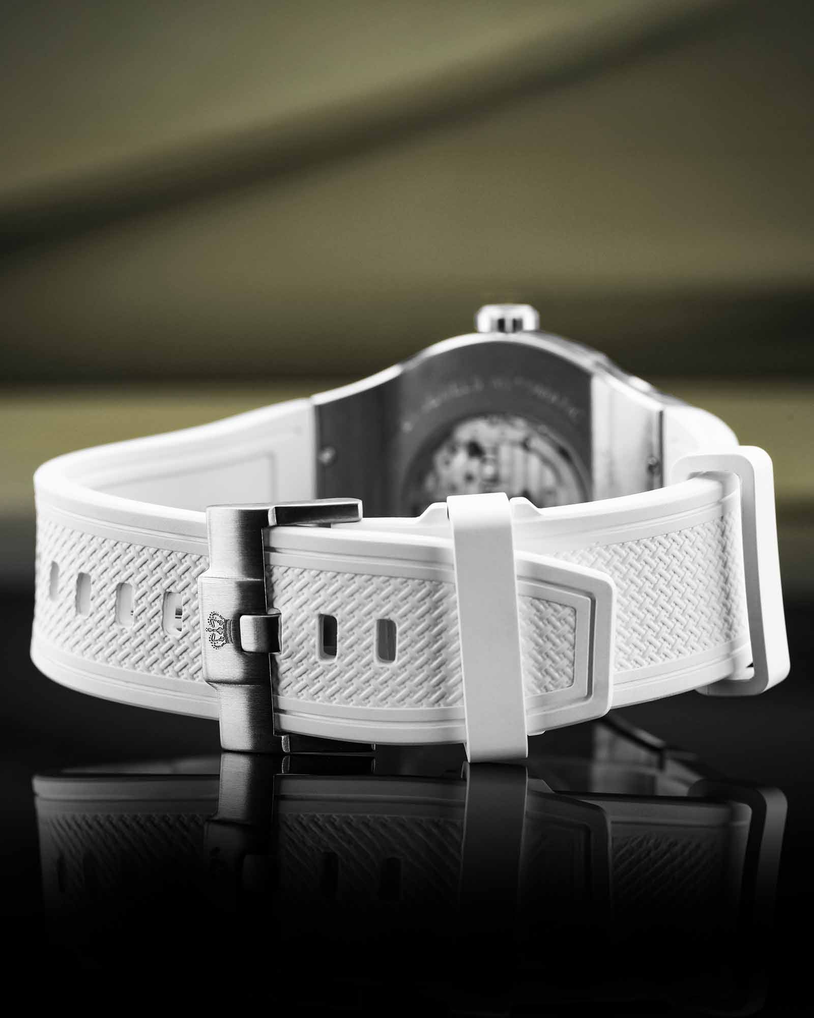 La Lumière Verre Automatique Réf. 3820 – Crystal White