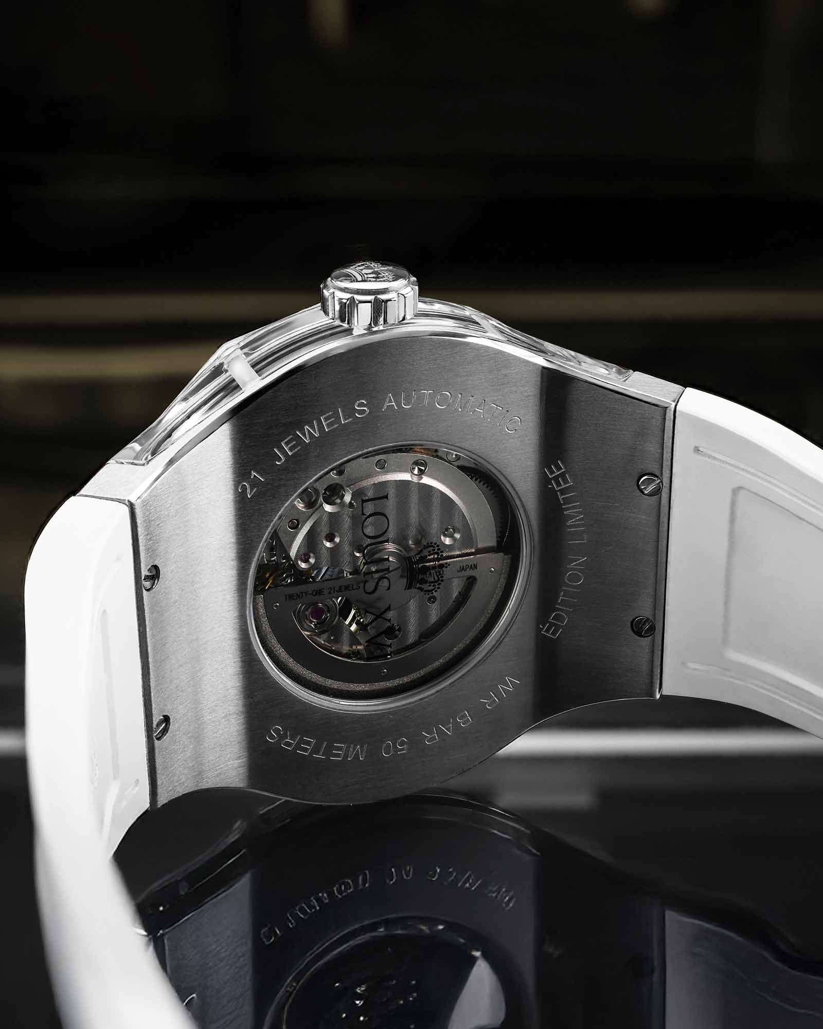 La Lumière Verre Automatique Réf. 3820 – Crystal White